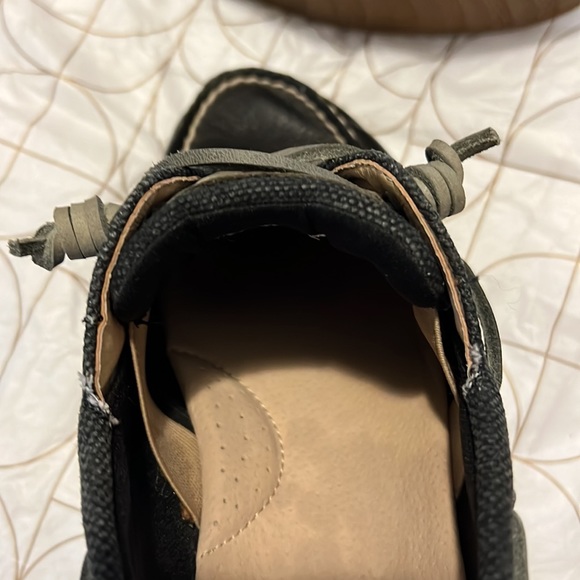SPERRY BOAT SHOES (8) - Picture 10 of 12